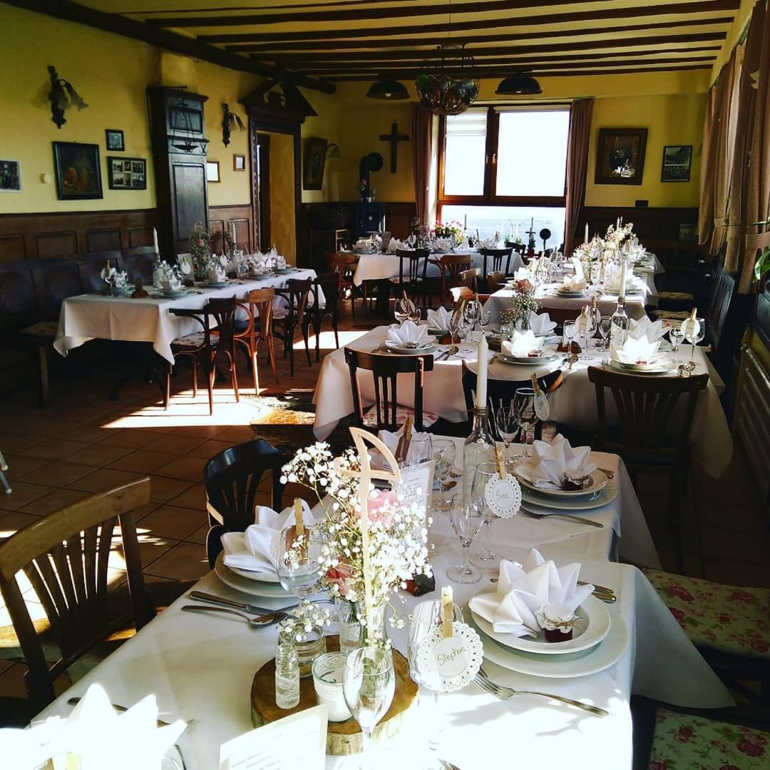 Restaurant und Gasthaus Zur Burgschänke Aremberg Exterior foto